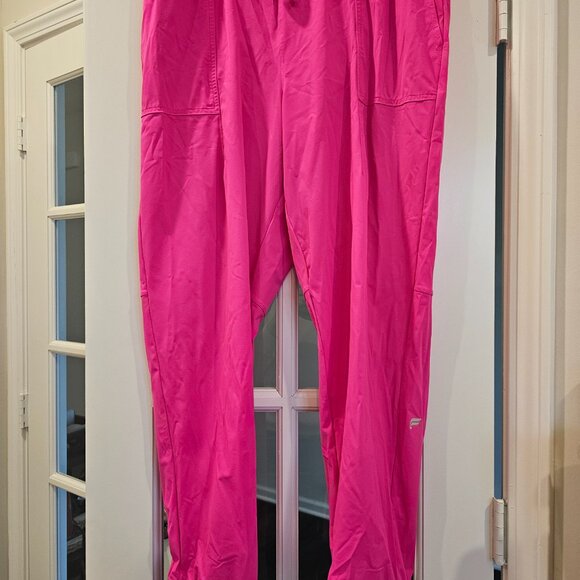 The One Jogger - Women's - Picture 2 of 4